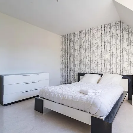 בית נופש Maison Harmonie Detached House 6 Bedrooms Parking